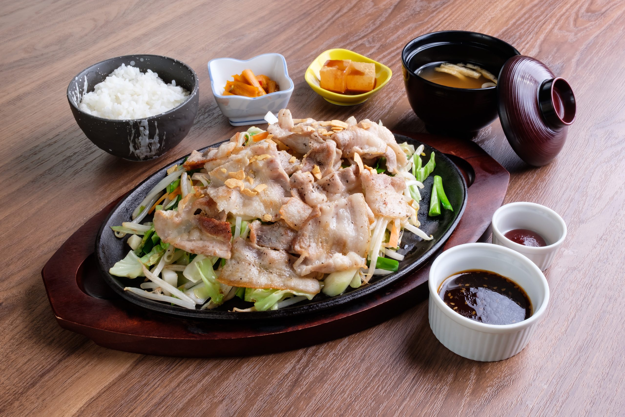  鉄板スタミナ焼き　那須三元豚使用